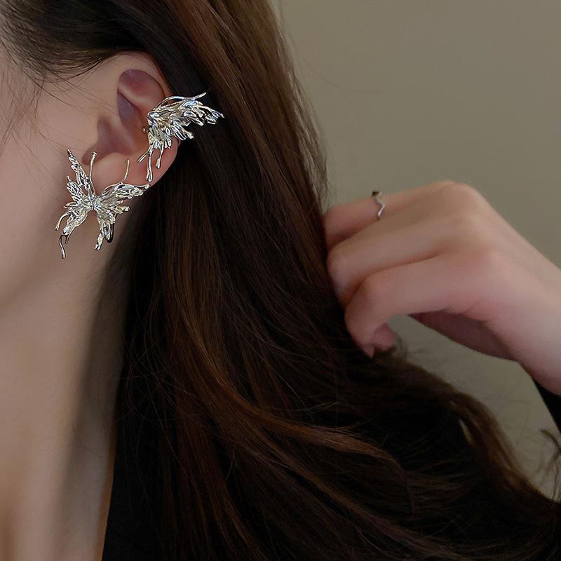 

Модные морщинистые серьги-клипсы в форме бабочки, металлические универсальные серьги-клипсы для женщин, аксессуары