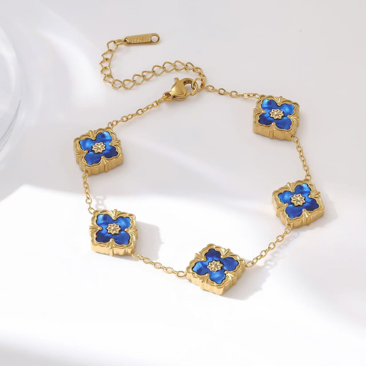 JYL TS Bracelet Four-leaf Clover Vintage Promotes Timeless Luck & Grace colorful blue sap зеленый