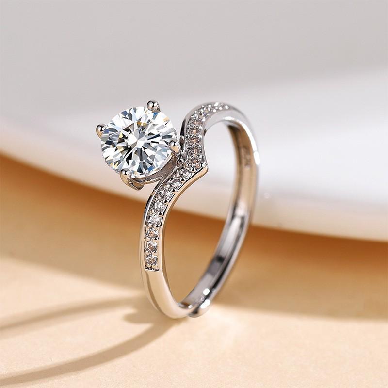 TikTok Influencer Inspired Moissanite Six-Prong Wedding Ring for Women - One Carat Jewelry