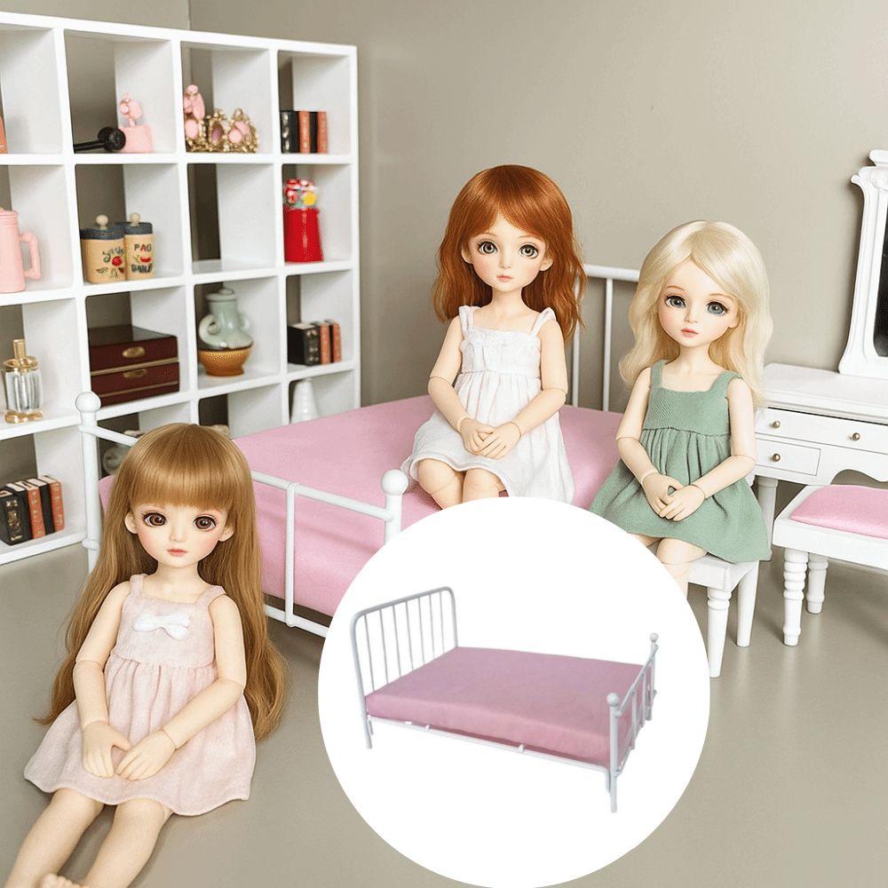 Bedroom Scene Doll Bed Furniture 1:12 Scale Mini Bed Model Dollhouse Bed  Dollhouse Accessories