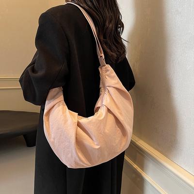Große Kapazität Nylon Tuch Knödel Tasche Weibliche Weiche Wachsartige Baumwolle Tasche Einzelne Schulter Umhängetasche Mode Literarische Wolke Tasche