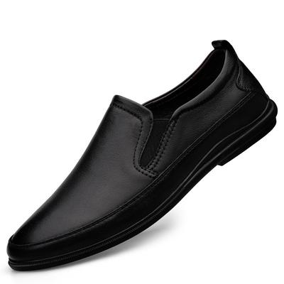 Chaussures pour hommes grande taille salopettes chaussures en cuir pour hommes semelle souple cuir de vache respirantes chaussures décontractées de conduite chaussures paresseuses commerce extérieur chaussures de papa
