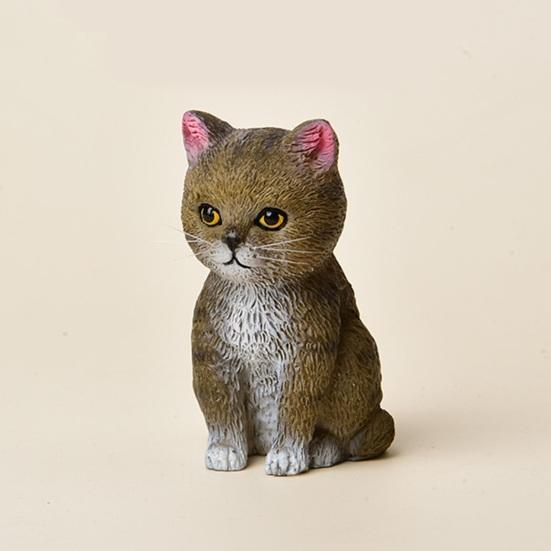 Cat Ornament Resin Statue Handmade Realistic Cat Figurine Home Office Desktop Living Room Decoration