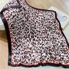 Popular Shawls Europe And America Fashion Bandannas Wild leopard print Sunscreen 90X90CM Bandanna Luxury Square Silk Scarves