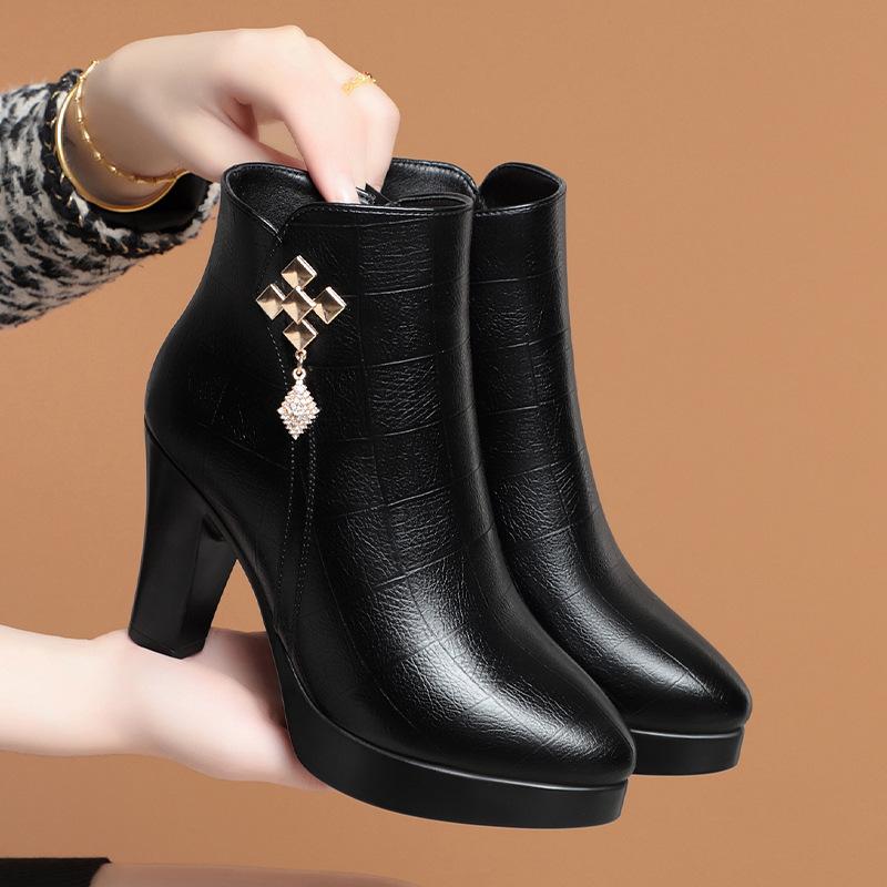 Women Snow Boots New Genuine Leather Fashion Warm Winter Shoes Women Ankle Boots Women High Heel Pointed Ladies Booties