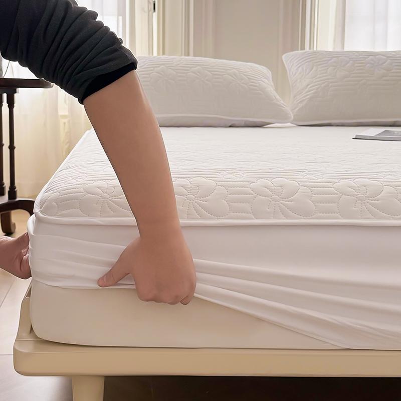 Bonenjoy 1pc Mattress Cover Waterproof Bedspread Quilted Fitted Sheet Solid Color Bed Cover Protetor De Colchão (No Pillowcase)