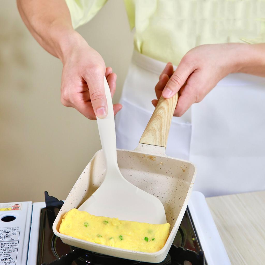 White Non-stick Silicone Spatula Oil Brush Food Clip Cooking Utensils Beef Meat Egg Kitchen Scraper Wide Pizza Cooking Tools