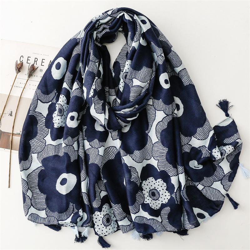 

Winter Fashion Brand Poppy Floral Tassel Viscose Shawl Scarf Ladies Soft Pashmina Hijabs and Wraps Foulard Muslim Sjaal 180*90Cm