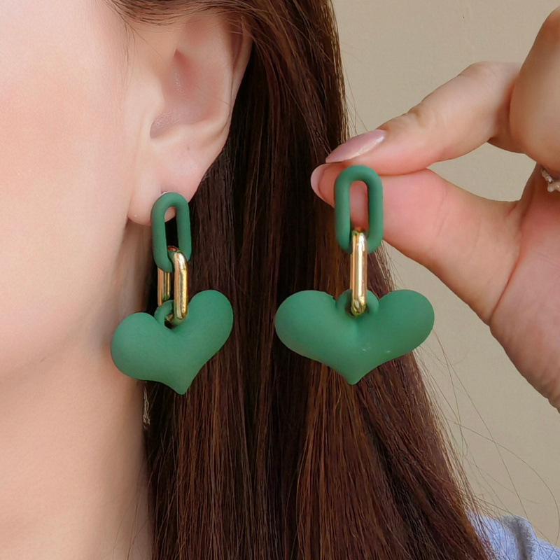 Fashion Personality Minimalist Daily Jewelry Unique Buckle Chain Heart Drop Earrings Premium Temperament Women Pierced Earrings
