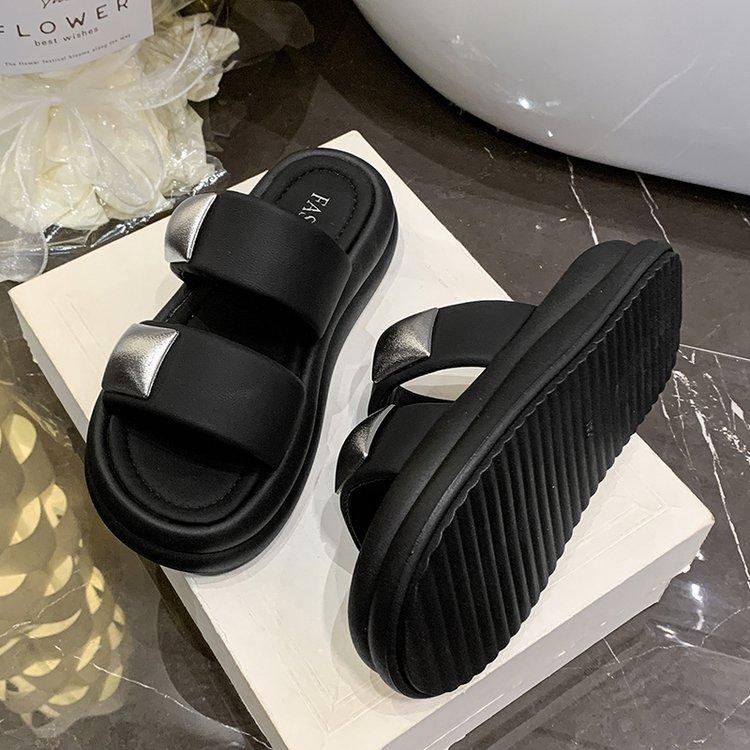 

[Ushilai] Soft and lightweight 2025 new boutique comfortable thick-bottomed fashionable outer wear open-toed slippers women 35