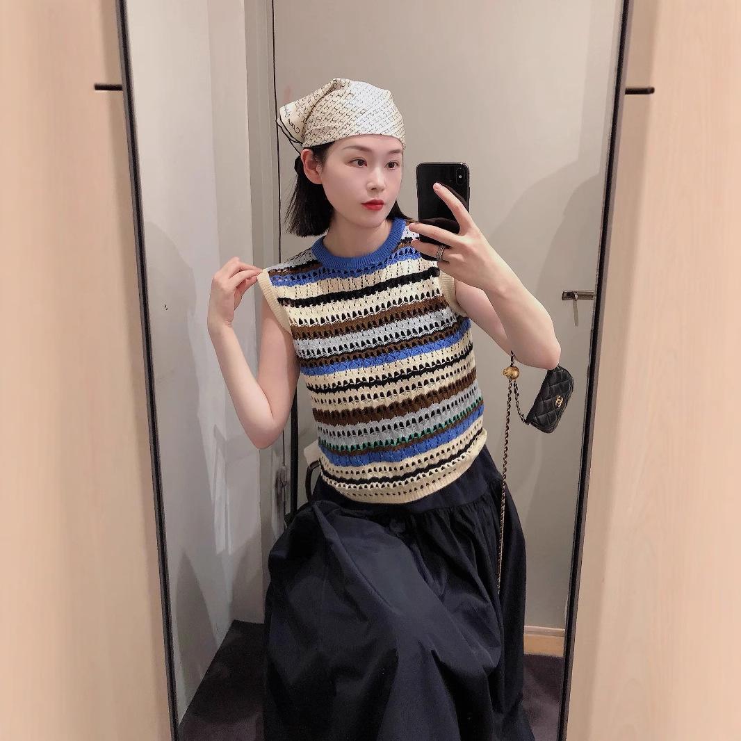 

Дофаминовый вязаный жилет в радужную полоску - Женский летний облегающий дизайн с ажурным узором One size (recommended for up to 125 jin) синий