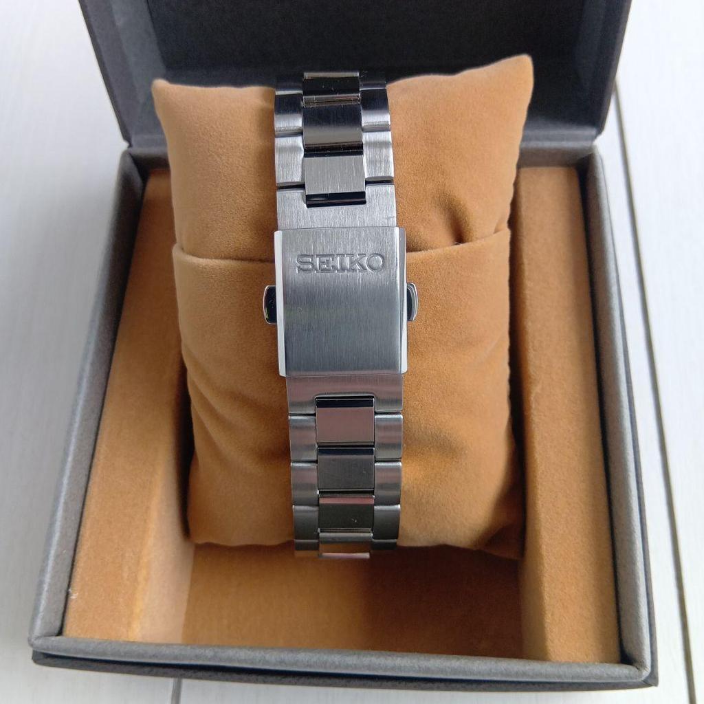 SEIKO quartzový náramkový chronograf