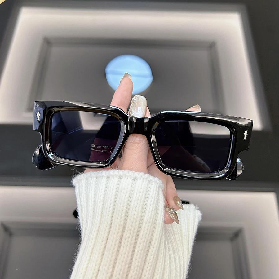 Fashion Square Sunglasses Men Women Brand Designer Retro Sun Glasses Male Female Rectangle Frame Vintage Rivet