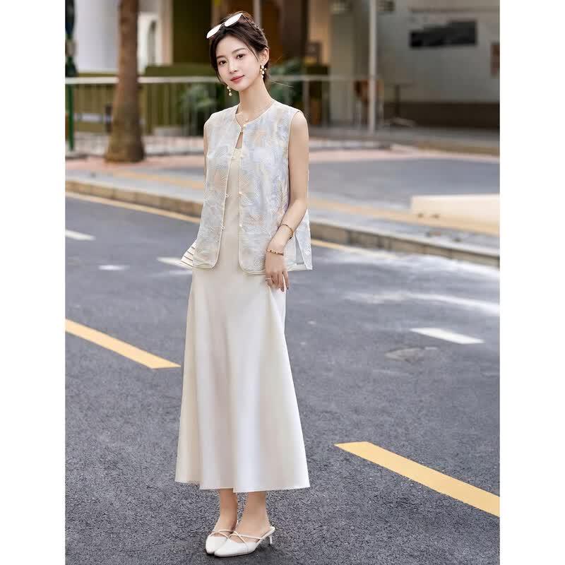 Demana Lyocell Chinese Style Embroidered Vest & Dress Set L