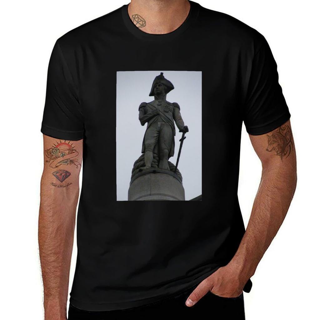 Nelsons Column Tshirt Lightweight Sport Basic Tshirt