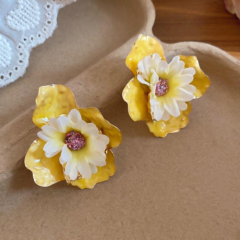 Steel needle oil dripping fabric flower stud earrings small fresh sweet elegant temperament earrings summer seaside vacation style earrings