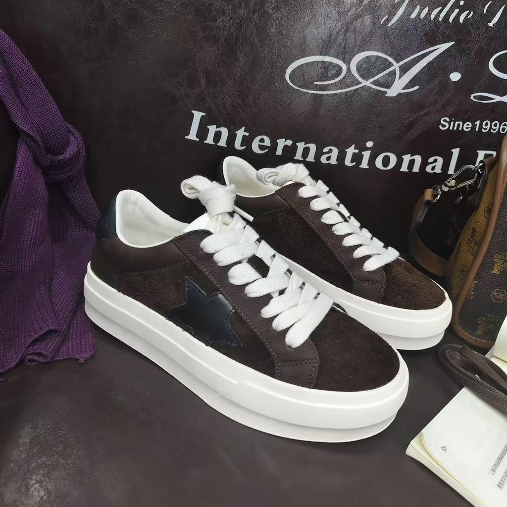 Women's Retro Star Cowhide Sneakers - Autumn 2025 Collection