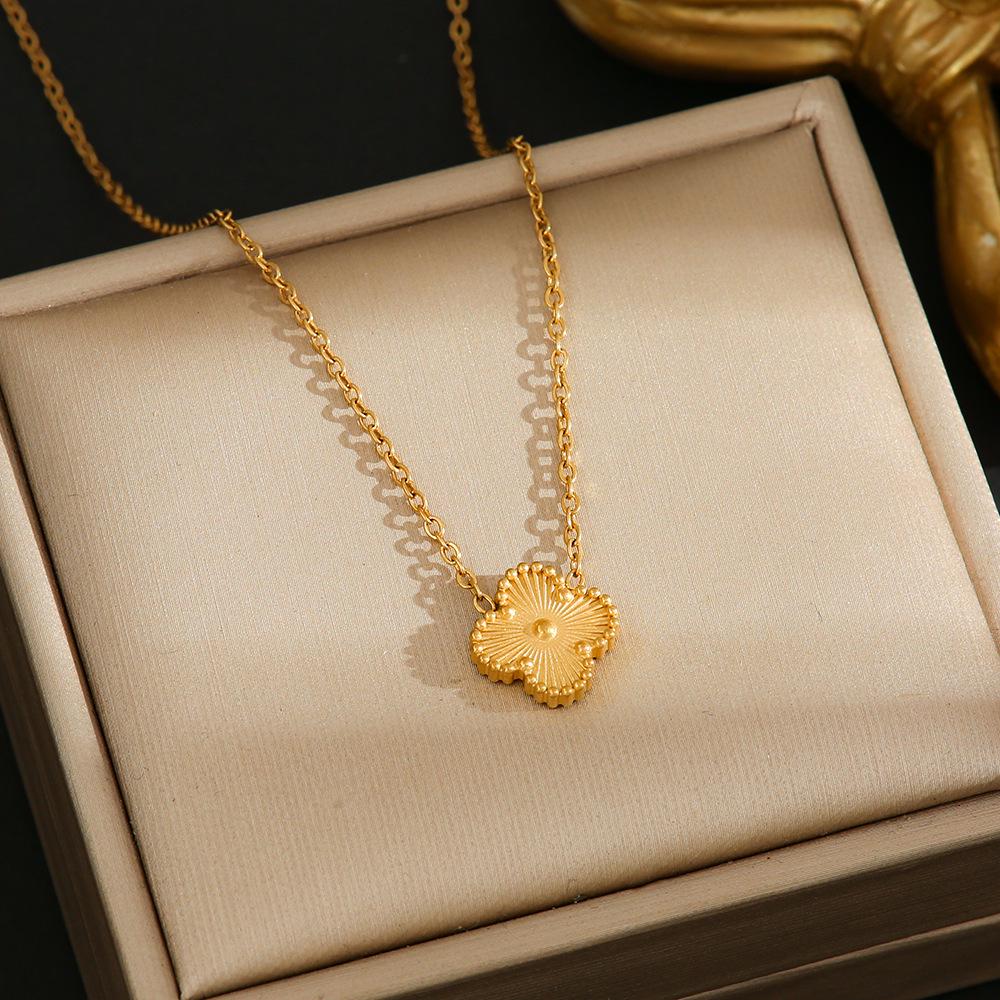 Hochwertige Damen Halskette aus Titanstahl mit vierblättrigem Kleeblatt - Nicht verblassend, vielseitige Schlüsselbeinkette