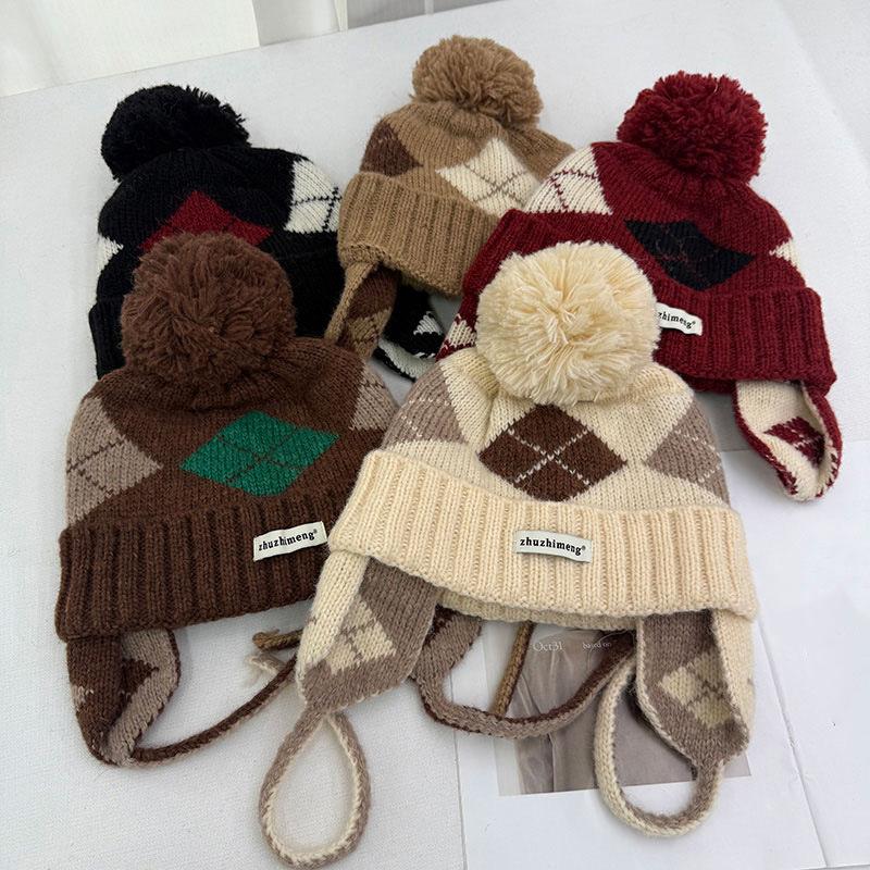 Autumn and Winter Sweet Ear Protection Knitted Hat Children's Colorful Rhombus Plaid Simple Wool Hat Warm Bald Hat