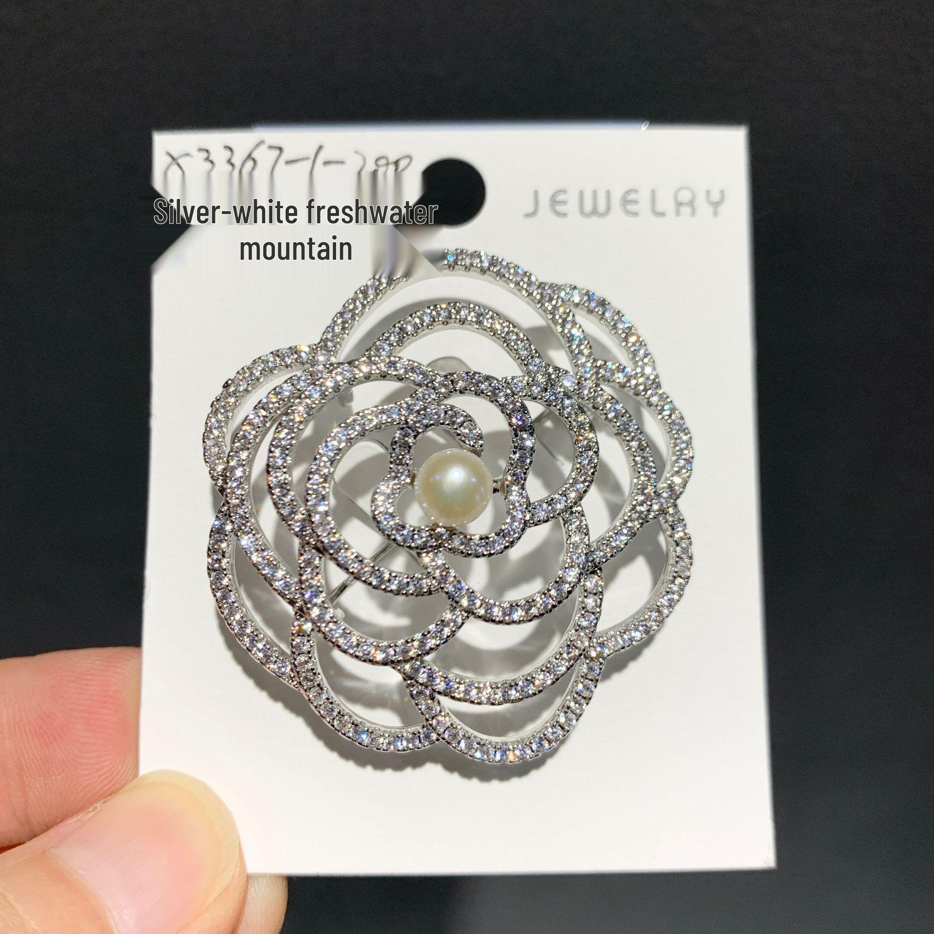 Bo Xin Yun French Chic Pearl Camellia Brooch: Elegant Accessory for Sweaters and Shawls