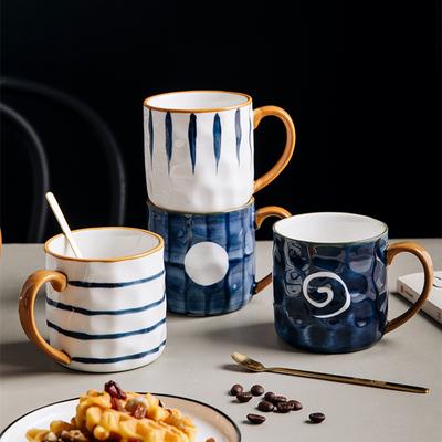 Creative Home Keramické hrnky na mléko na kávu s víčkem Lžíce Porcelánové nádobí Opakovaně použitelné cestovní šálky na vodu Šálky na víno Sklenička na víno Nádobí