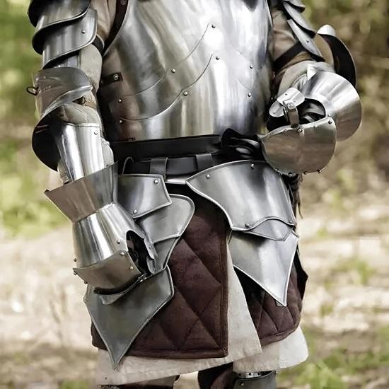 Handgefertigter Mittelalterlicher Ritter Rüstungsanzug Ganzkörper Stahlrüstung für LARP, Cosplay Reenactment Premium Tragbares Geschenk