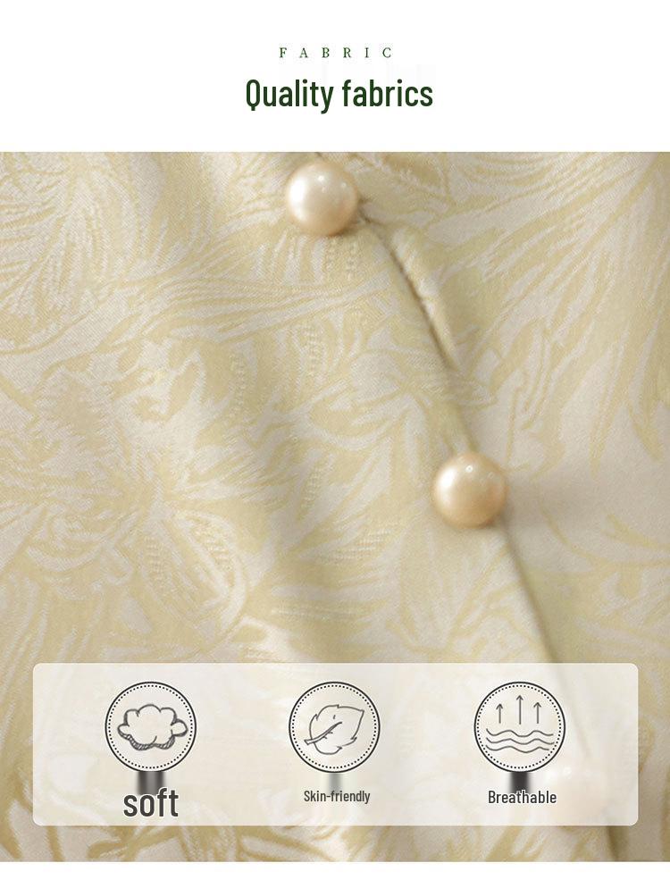 Stylish V-Neck Blouse for Middle-Aged Women - Elegant Summer Short-Sleeved Top 2026 Collection