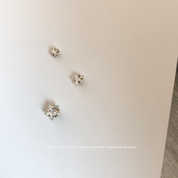 Elegant Five-Pointed Star Earrings: 14K Gold-Plated Sterling Silver, Versatile Stud Accessories.