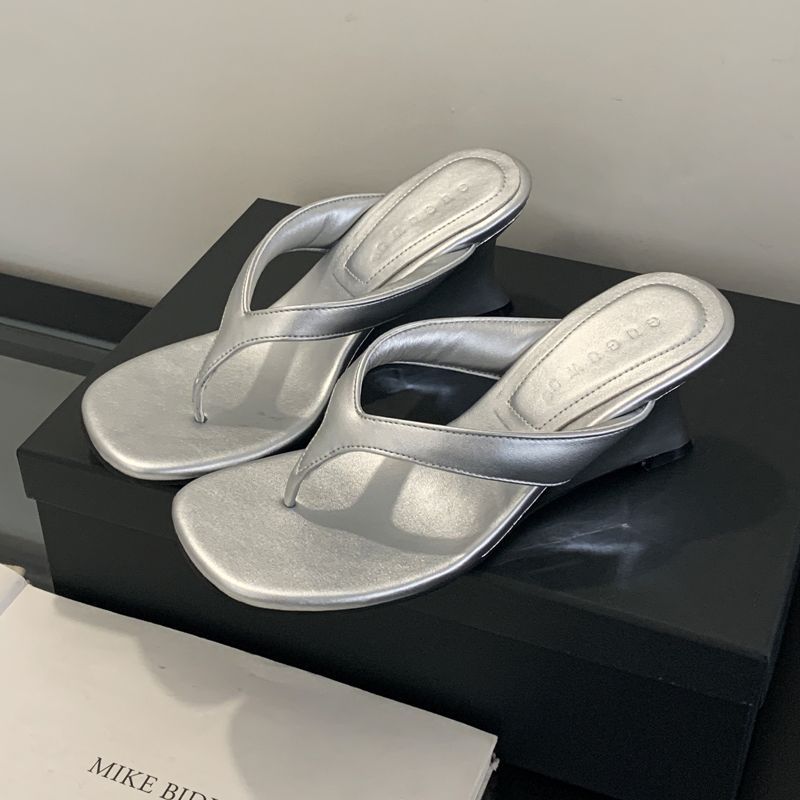 New fashion small wedge heel high heel open-toe flip-flops pinch feet niche lazy shoes comfortable cool slippers women's shoes