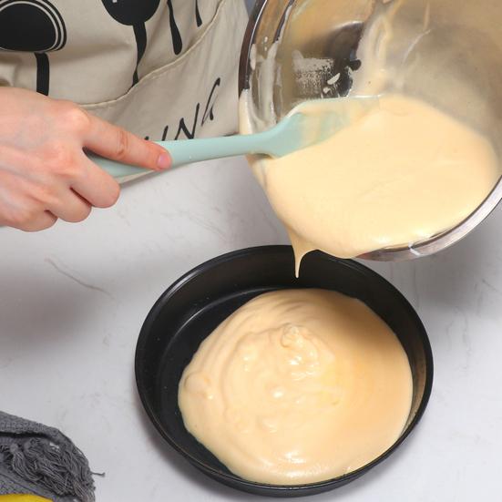 4Pcs Silicone Spatula Set Food Grade Ergonomic Handle Spatulas High Heat Resistant Kitchen Utensils for Cooking Baking Stirring Scraping Serving