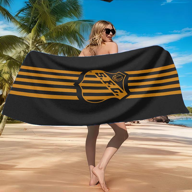 Powerful Football Crest Design Printed Microfiber Beach Towel, Soft And Absorbent, Quick-Dry, Ideal for Summer Travel, Beach Essential, Swimming Pool