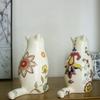 Chinese retro painted ceramic cat creative gift, living room decoration desktop, living room wine cabinet small ornament