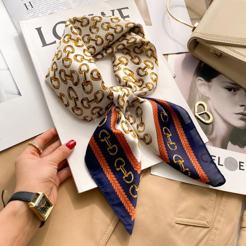 Zhang Ruonan silk scarf women's spring and summer new fashion retro accessories scarf neck high-end small square scarf