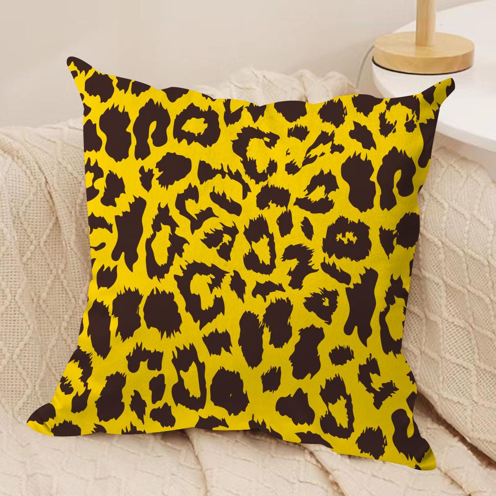 Leopard Print Texture Cushion Cover Soft Plush Fabric Double-Sided Printed Sofa Cushion Cover for All Seasons Home Decor Gift