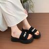 French Small Fragrant Slippers Women's Summer Wear 2025 Spring and Summer New Fashion One-word Thick-bottomed Beach Cool Slippers