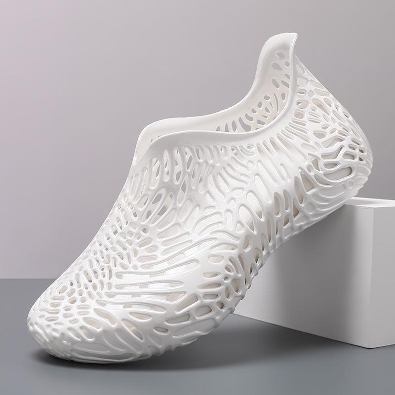 New 3D Hole Hole Shoes Full Wrap Couple Casual Sandals Outdoor Beach Shoes For Men Designer Lightweight Luxury Summer