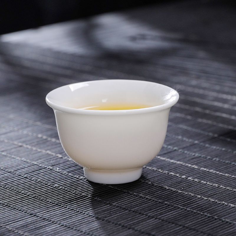 Suet jade teacup white porcelain tea drinking small cup ceramic single cup tea tasting cup 1 pack Dehua hospitality new Chinese style