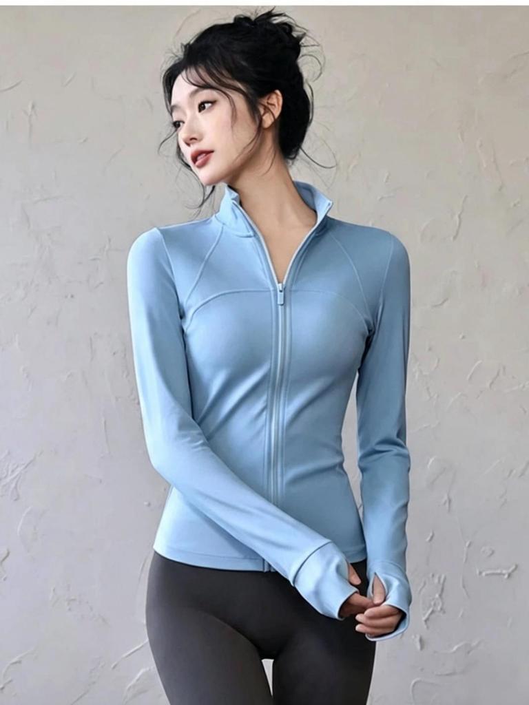 Women's Velvet Slim-Fit Jacket: Autumn/Winter Yoga, Quick-Dry, Long Sleeve Fitness Top