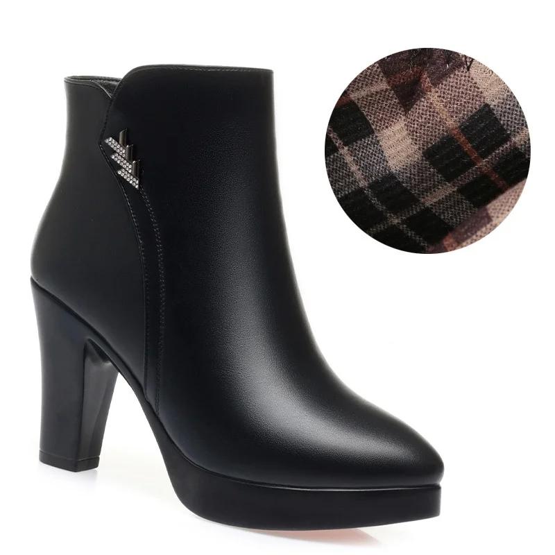 

6см 9см Модные черные из мягкой кожи теплые плюшевые ботильоны Осень Зима 2025 Блочные высокие каблуки Обувь с мехом для офиса, мамы, работы 40