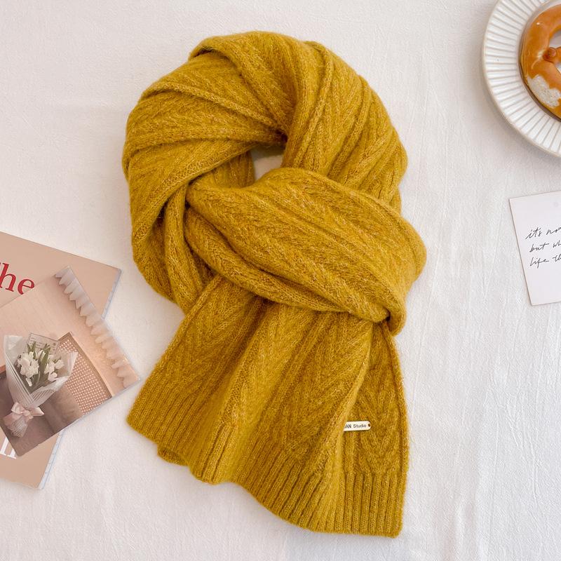 Wool knitted beige scarf, winter girls' new high-end versatile scarf neck protection couple