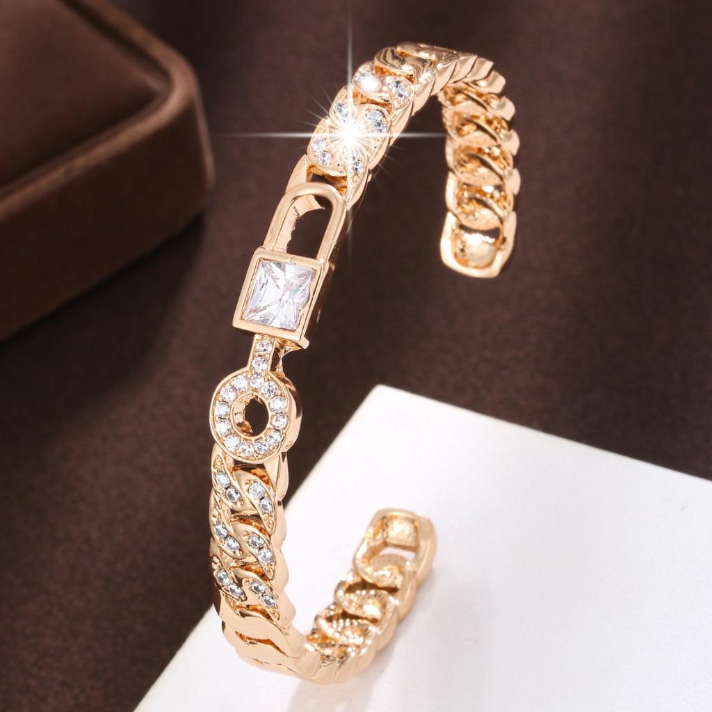 New Lock Micro-Inlaid Zirconia Versatile Bracelet