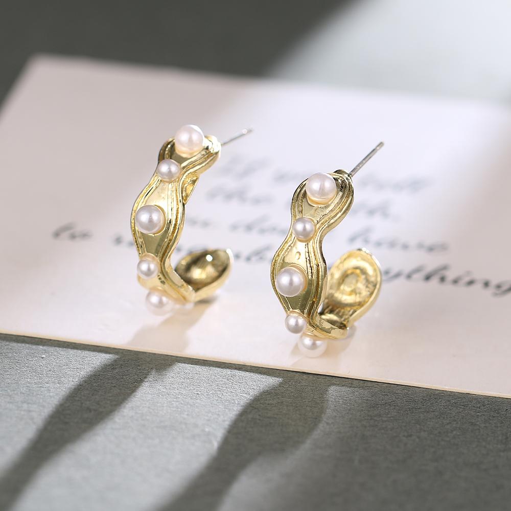 Simple Creative Exaggerated Pineapple Love Heart-shaped Geometric Chain Earrings Women Personality Geometric Girl Earrings