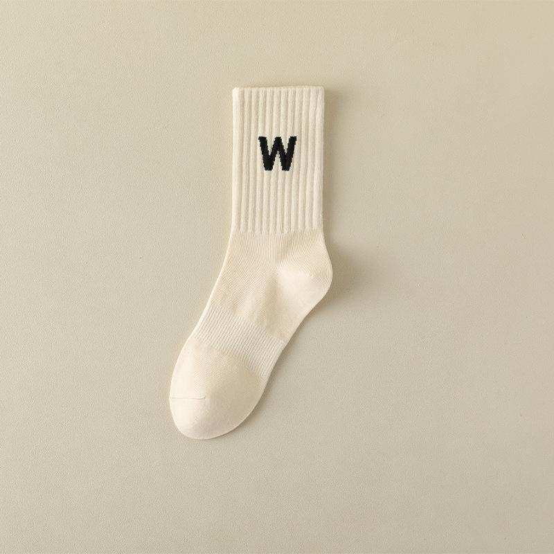 Female Spring and Autumn Fashion New Cotton Sports Tube Socks