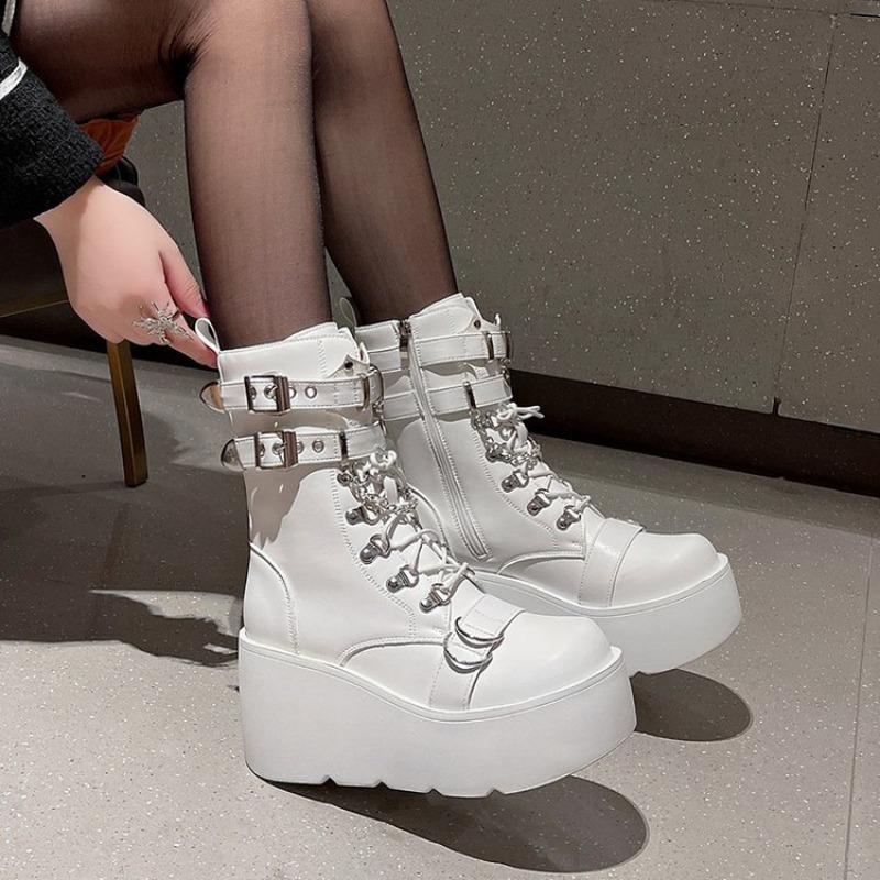 Botas Femininas de Cano Médio Moda Rebite Fivela Estilo Punk Bota Gótica Solado Grosso Botas de Marca Bota de Couro Cosplay Mulheres Bota Plataforma