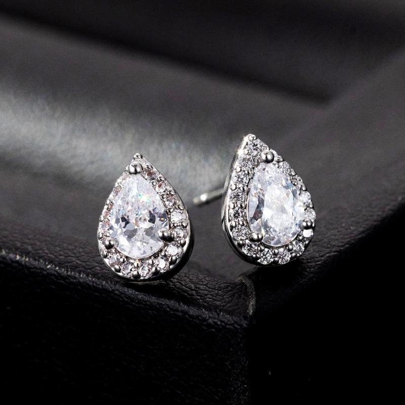 Bridal Jewelry European and American Fashion Wedding Water Drop Zircon Steel Needle Stud Earrings Women's Elegance Earrings Temperament Earrings Hot