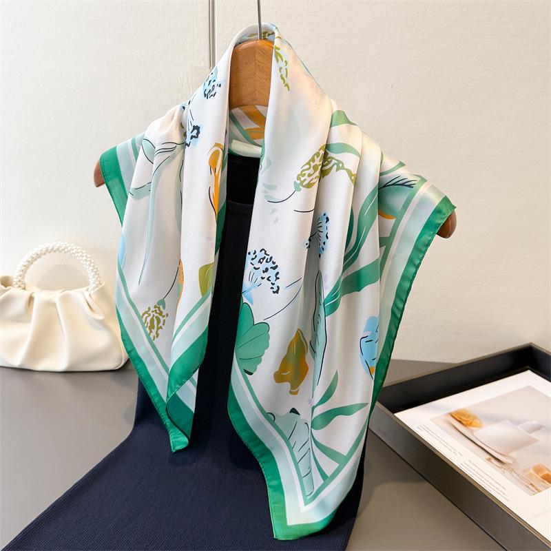 Luxury Fashion 70cm Square Scarves Women's Silk Scarf Spring and Summer Bandana Small Neckties Hairbands Foulard Shawl