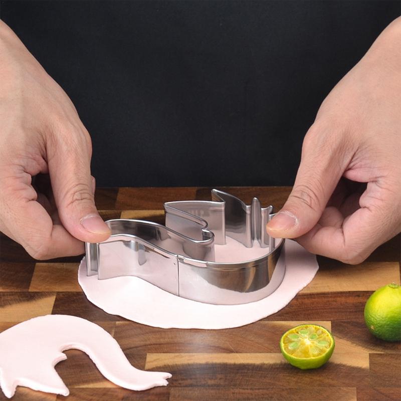 2pcs Stainless Steel Cookie Cutter Swan Party Cake Molds Biscuit Cutters Baking Tool Mould Stamp