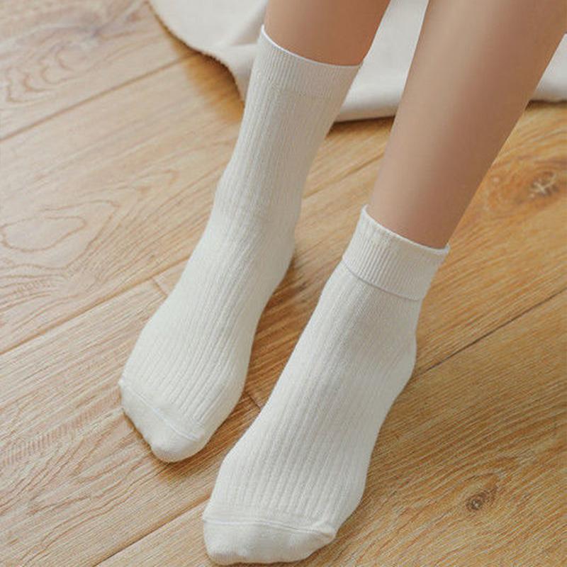 

Унисекс, 5 пар хлопковых носков без крашения, женские и мужские носки средней длины, однотонные парные осенне-зимние теплые носки с дезодорантом for Women