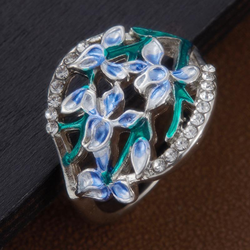 

Elegant Temperament Enamel Blue Flower Ring for Women Vacation Daily Casual Fashion Ring Party Retro Exquisite Gift for Lover 9