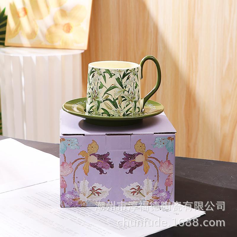 

Lily Ceramic Cup Company Annual Meeting Hotel Opening To Send Customers To Give Employees Holiday Gifts 1 cup & saucer in color box (see details)